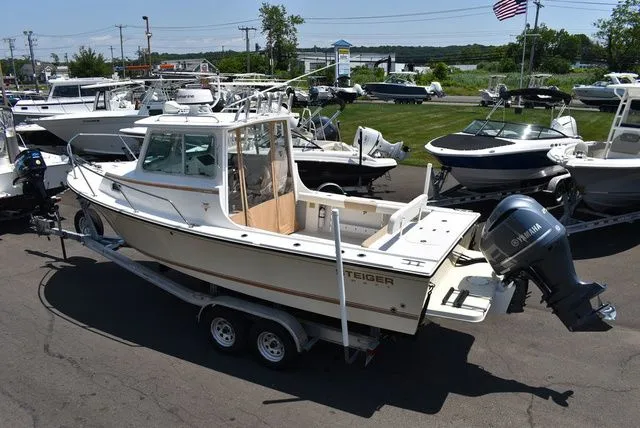 Slide: The Image of Steiger Craft 23 DV Miami 2018 - 5