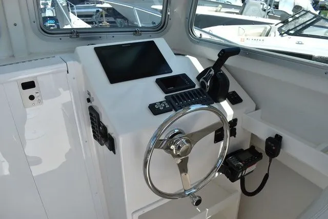 Slide: The Image of Steiger Craft 23 DV Miami 2018 - 51