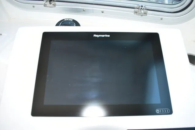 Slide: The Image of Steiger Craft 23 DV Miami 2018 - 52