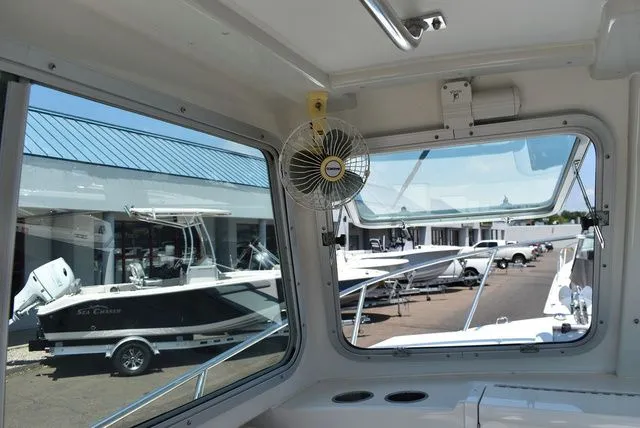 Slide: The Image of Steiger Craft 23 DV Miami 2018 - 63