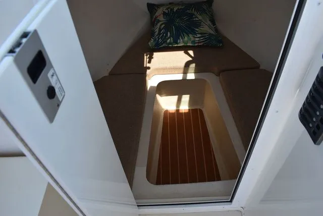 Slide: The Image of Steiger Craft 23 DV Miami 2018 - 73