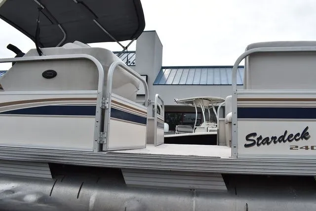 Slide: The Image of Starcraft Stardeck 240 Classic 1997 - 19