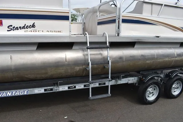 Slide: The Image of Starcraft Stardeck 240 Classic 1997 - 26