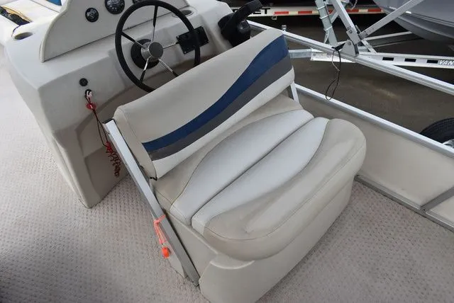 Slide: The Image of Starcraft Stardeck 240 Classic 1997 - 34