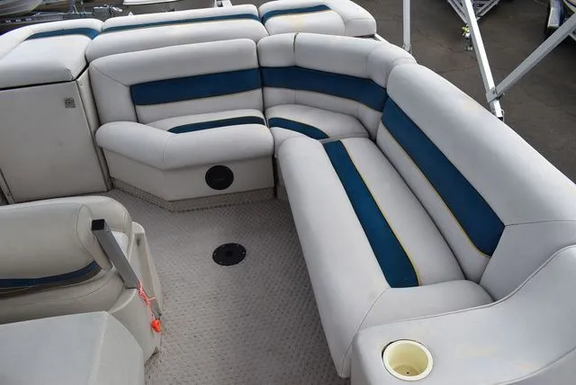 Slide: The Image of Starcraft Stardeck 240 Classic 1997 - 35