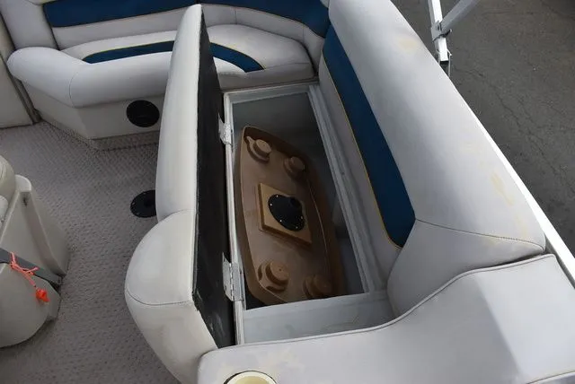 Slide: The Image of Starcraft Stardeck 240 Classic 1997 - 36