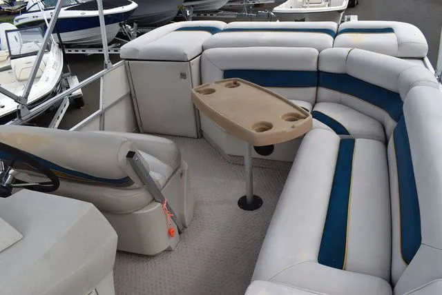 Slide: The Image of Starcraft Stardeck 240 Classic 1997 - 45