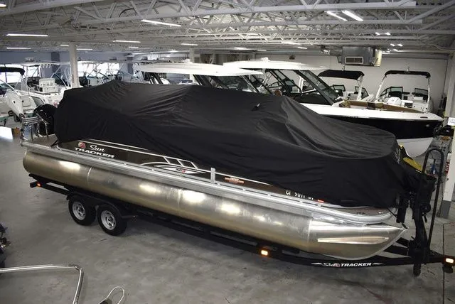 Slide: The Image of Sun Tracker Sportfish 24 XP3 2023 - 100