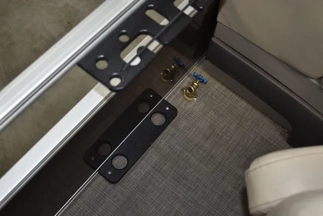 Slide: The Image of Sun Tracker Sportfish 24 XP3 2023 - 37