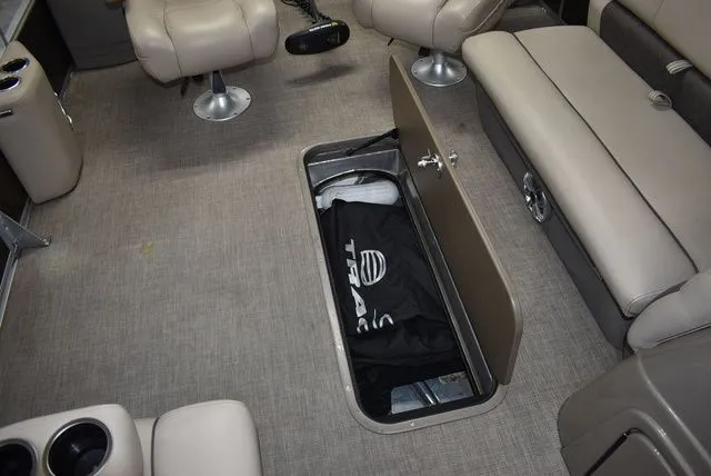 Slide: The Image of Sun Tracker Sportfish 24 XP3 2023 - 42