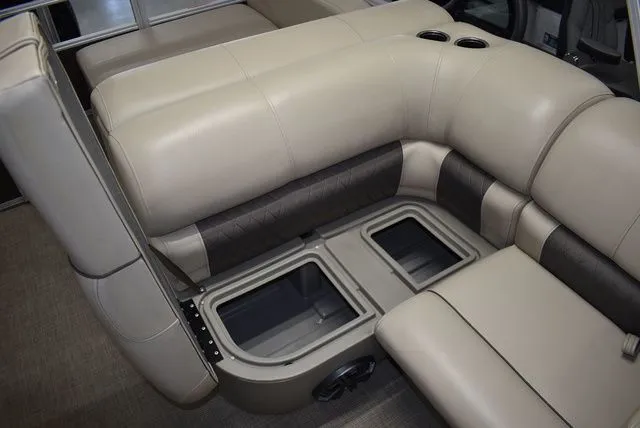 Slide: The Image of Sun Tracker Sportfish 24 XP3 2023 - 50