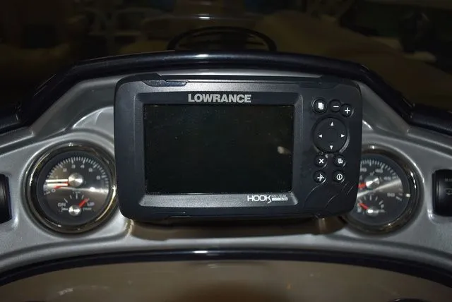 Slide: The Image of Sun Tracker Sportfish 24 XP3 2023 - 55