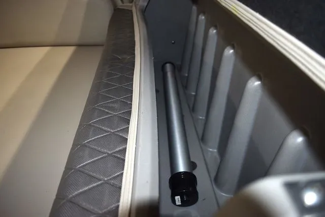 Slide: The Image of Sun Tracker Sportfish 24 XP3 2023 - 71