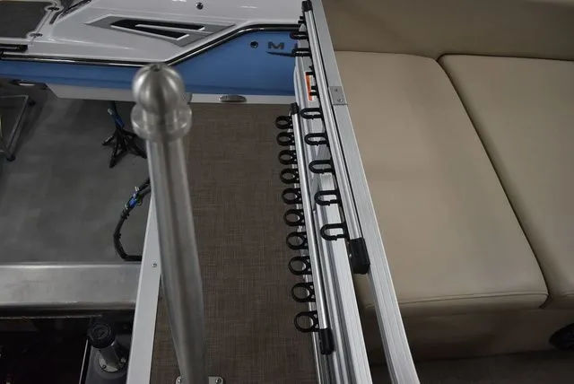 Slide: The Image of Sun Tracker Sportfish 24 XP3 2023 - 81