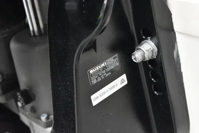 Slide: The Image of Carolina E20 JVX Center Console 2025 - 36