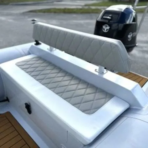 Slide: The Image of East Marine Godiac Elite 360 2025 - 6