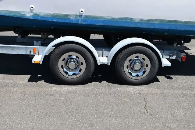 Slide: The Image of Grady-White Offshore 24 1987 - 15