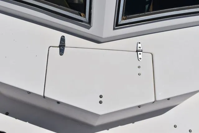 Slide: The Image of Grady-White Offshore 24 1987 - 43