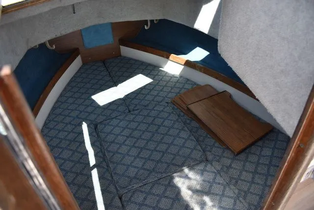 Slide: The Image of Grady-White Offshore 24 1987 - 49