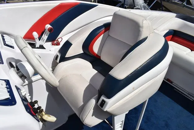 Slide: The Image of Donzi 38 ZX 2000 - 39