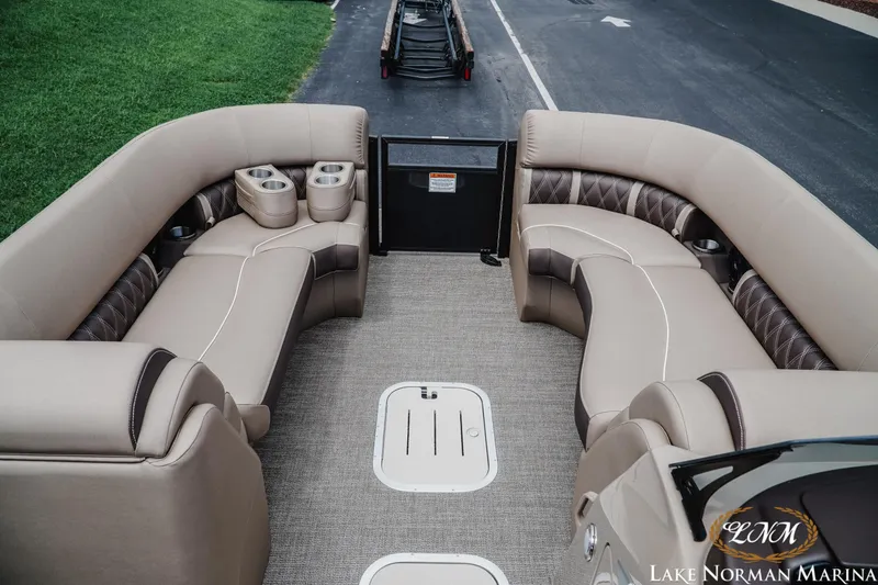 Slide: The Image of Bennington 24LXSFB 2026 - 12