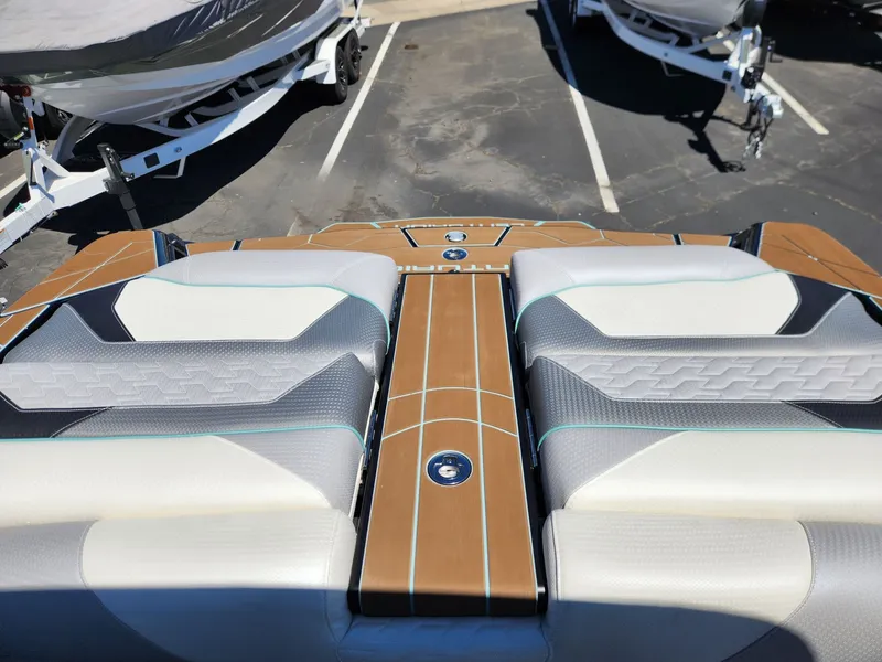 Slide: The Image of Centurion Ri230 2026 - 10