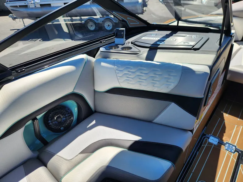 Slide: The Image of Centurion Ri230 2026 - 19