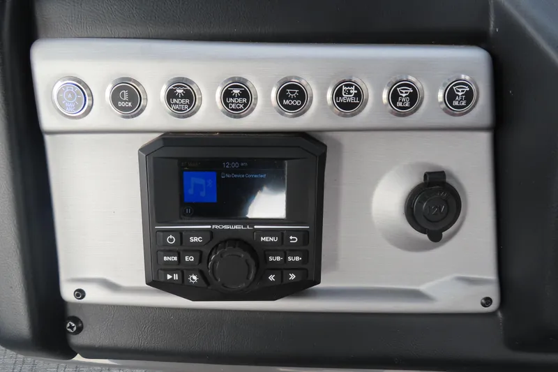 Slide: The Image of Control panel of 2024 Trifecta 25Sport RF9 DC 3.0 Plus with buttons and display. - 16