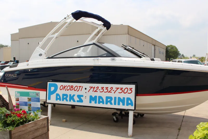 Slide: The Image of 2025 Cobalt R4 boat displayed at Parks Marina, Okoboji. - 29