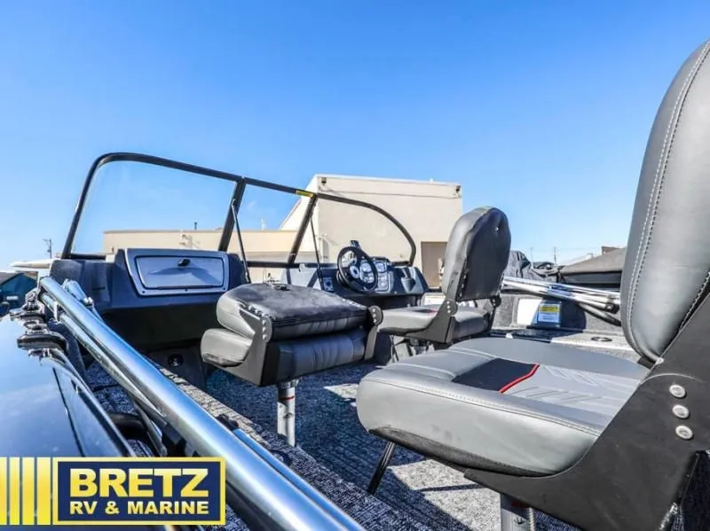 Slide: The Image of Pro V-16 Wt 2026 - 20