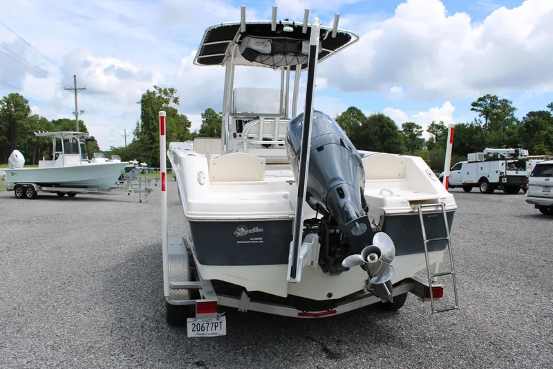 Slide: The Image of 2018 Robalo R200 Center Console boat on trailer, rear view with outboard motor. - 4