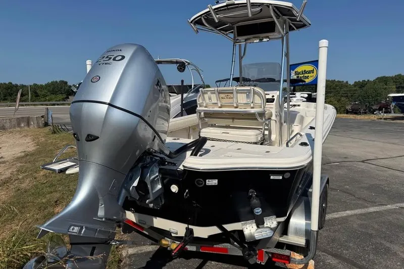 Slide: The Image of 2018 Carolina Skiff 23LX boat with Honda 250 outboard motor at BlackBeard Marine. - 7