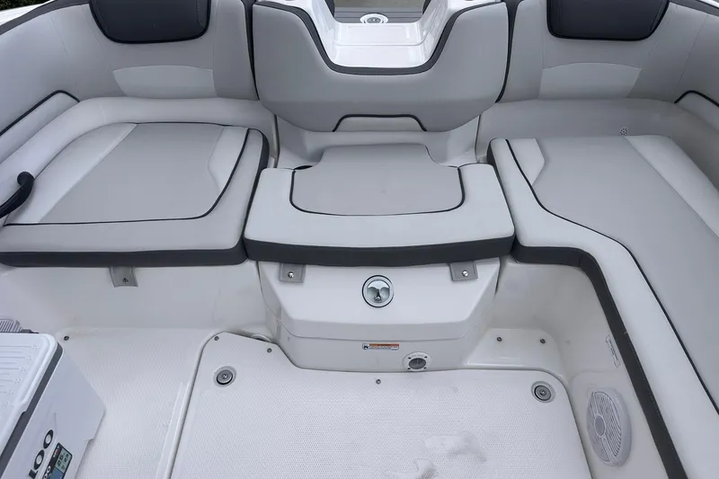 Slide: The Image of 2025 Yamaha Boats AR190 interior seating with sleek, modern design and comfortable upholstery. - 28