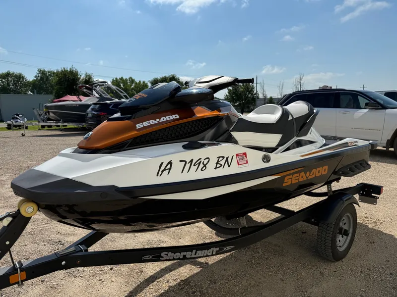 Slide: The Image of Sea-Doo GTX 155 2015 - 2