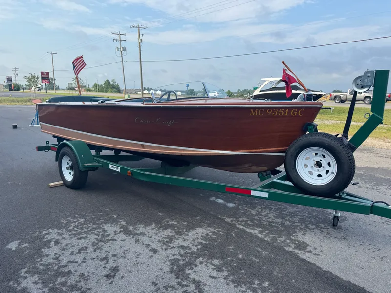 Slide: The Image of Chris-Craft 17 Sportsman 1956 - 3