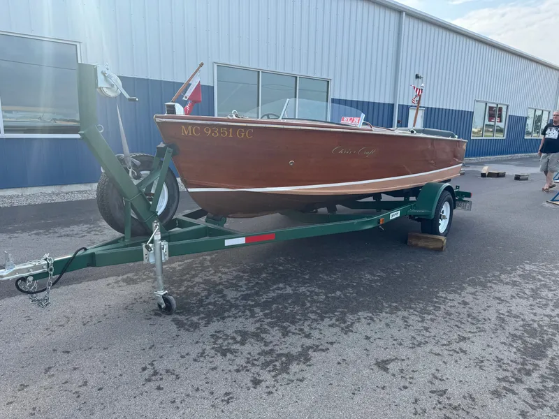 Slide: The Image of Chris-Craft 17 Sportsman 1956 - 4