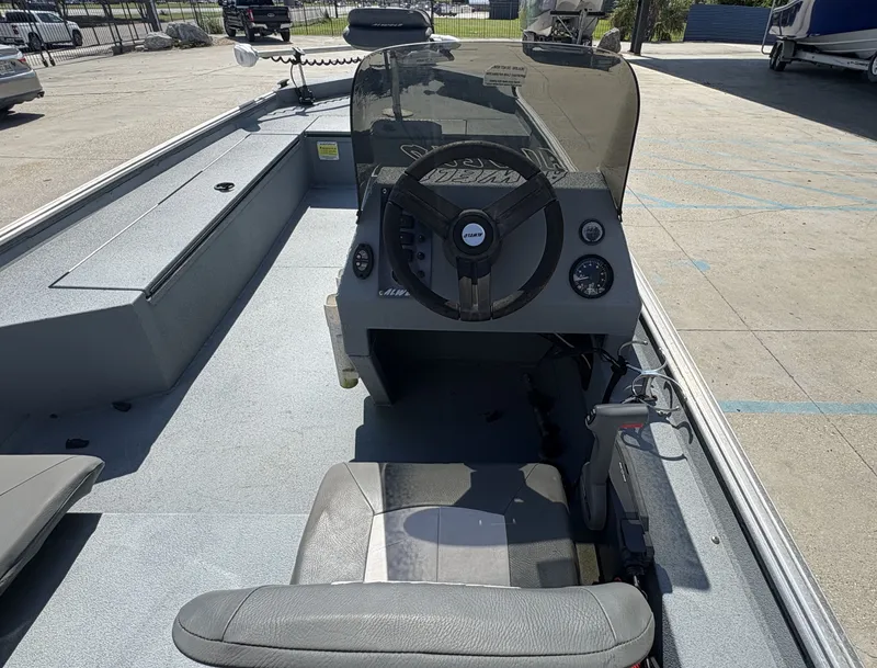 Slide: The Image of Alweld 1856JC Jet Boat 2023 - 8