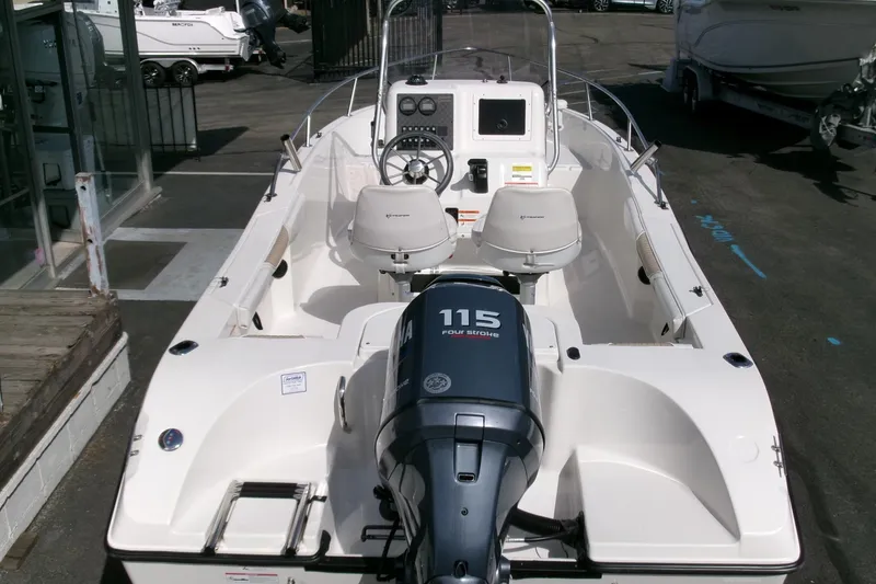 Slide: The Image of 2005 Seaswirl Striper 1851 Center Console boat with Yamaha 115 outboard engine. - 30
