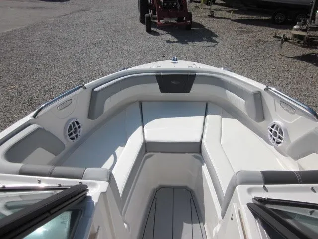 Slide: The Image of Chaparral 21 SSI Sport 2026 - 10