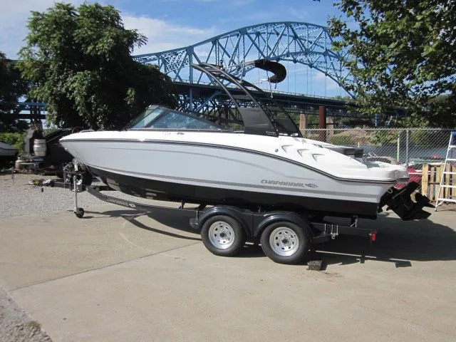 Slide: The Image of Chaparral 21 SSI Sport 2026 - 3