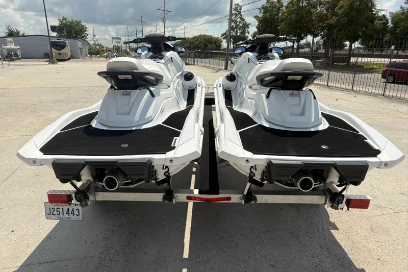 Slide: The Image of 2023 Yamaha WaveRunner VX Cruiser HO jet skis on a trailer, rear view. - 6