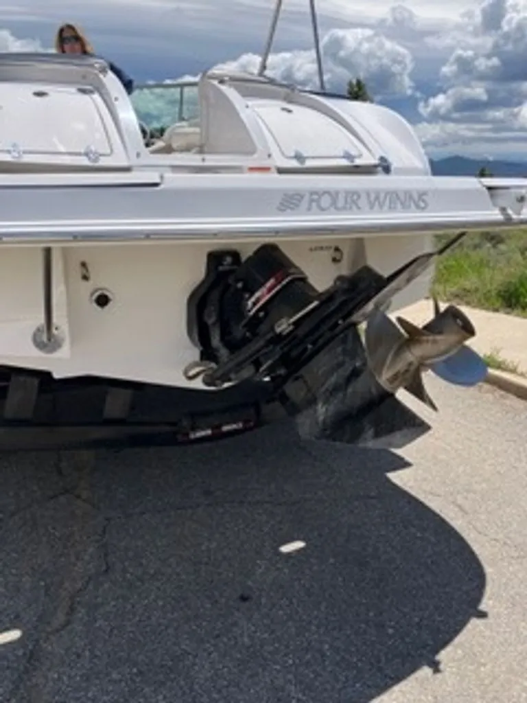 Slide: The Image of Four Winns 234 Funship 2005 - 2