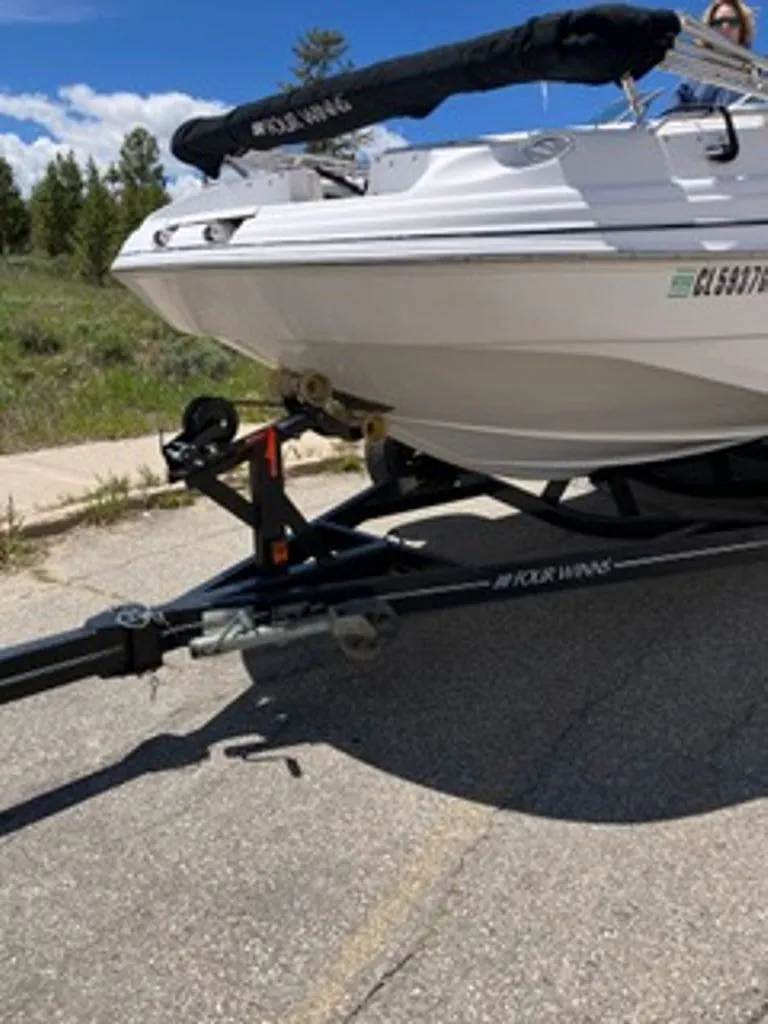 Slide: The Image of Four Winns 234 Funship 2005 - 8