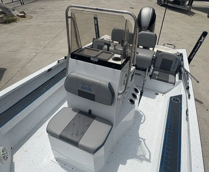 Slide: The Image of Xpress H22B Bay 2023 - 4