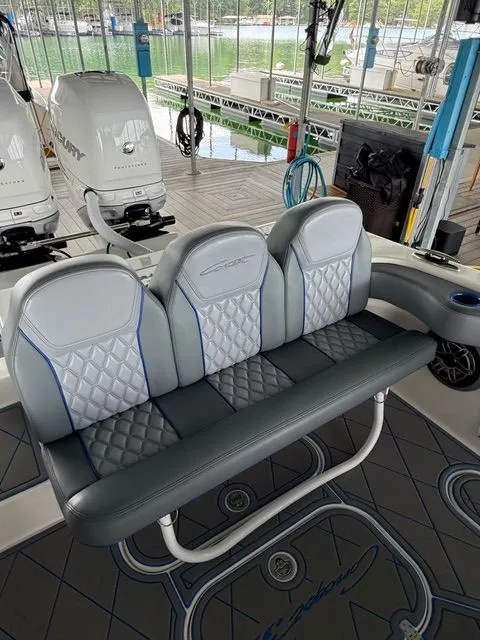 Slide: The Image of Concept Boats 32 2007 - 9