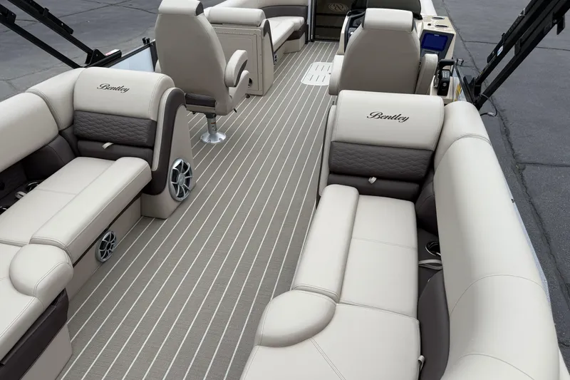 Slide: The Image of 2026 Bentley Pontoons Elite 253 Admiral interior with luxurious seating and modern design. - 35