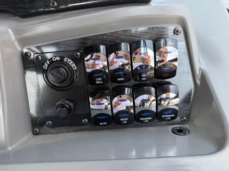 Slide: The Image of Avalon VNT85 RF23T 2025 - 23