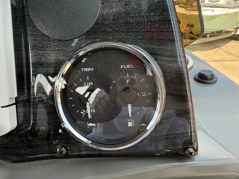 Slide: The Image of Avalon VNT85 RF23T 2025 - 24