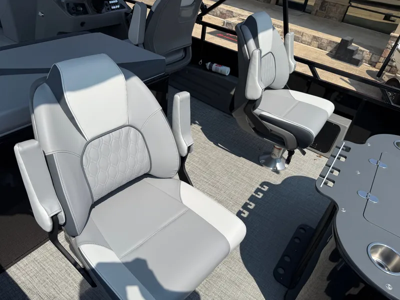 Slide: The Image of Avalon VNT85 RF23T 2025 - 25