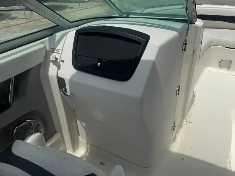 Slide: The Image of Chaparral 246 SSi 2012 - 15